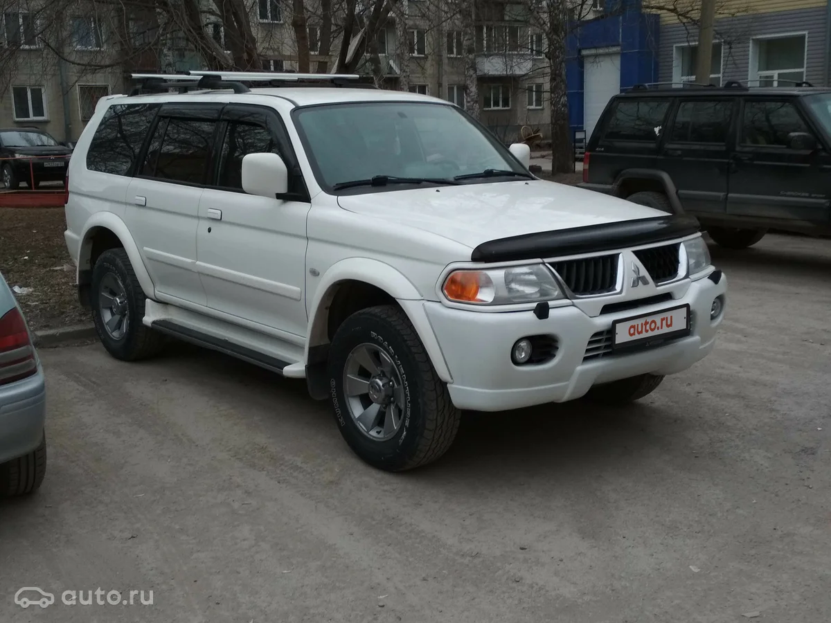 Mitsubishi Pajero Sport Mitsubishi Pajero Sport