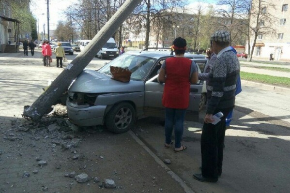 Водитель получил травмы, но остался жив Водитель получил травмы, но остался жив