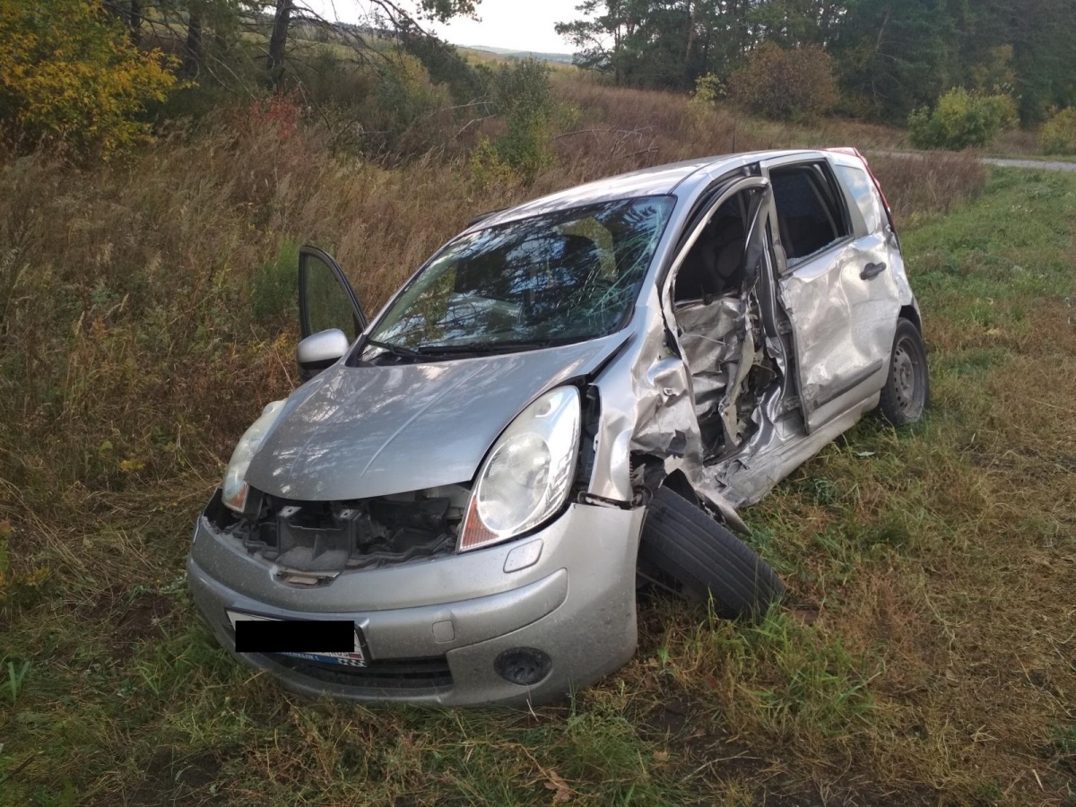 Серьёзное ДТП с «перевёртышем»: в Самарской области столкнулись Mitsubishi  Pajero и Nissan Note | 21.09.2019 | Тольятти - БезФормата