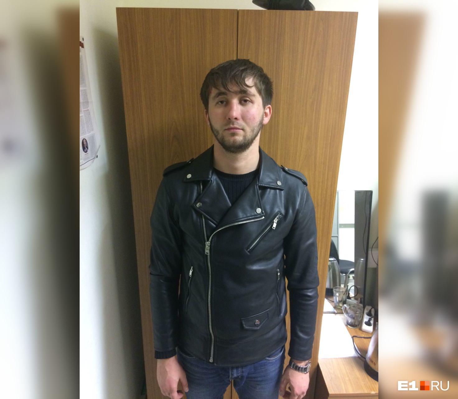 Удостоверение помощника полпреда Республики Ингушетия в УрФО изъяли у этого мужчины Удостоверение помощника полпреда Республики Ингушетия в УрФО изъяли у этого мужчины