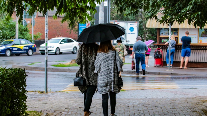 На первомайские праздники в Ростове ожидается дождь