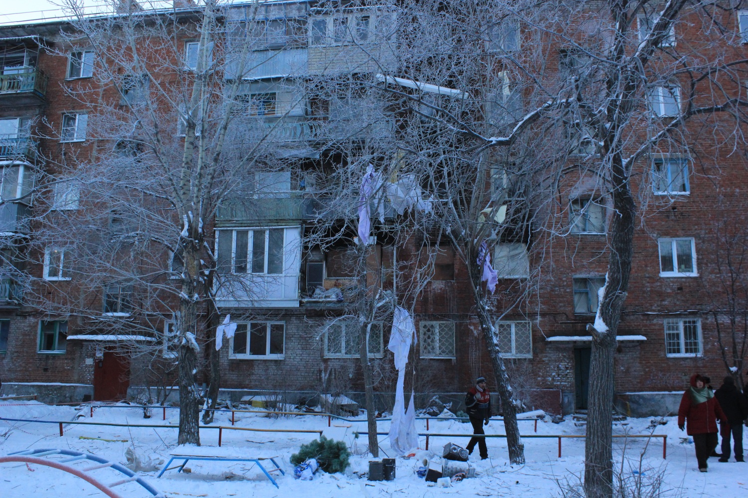 Кордная омск. 5 Кордная 13а Омск. Взрыв газа в Омске 5 Кордная улица. Детский дом Кордная. Дом детства на Кордной Омск.