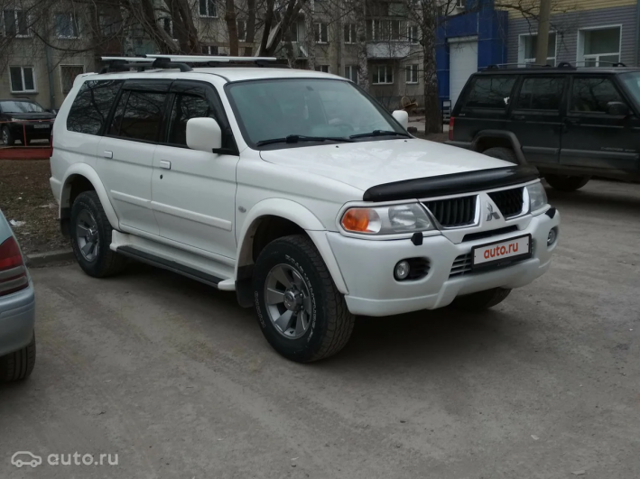Mitsubishi Pajero Sport Mitsubishi Pajero Sport
