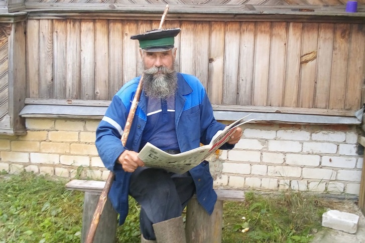 Семеновского пчеловода Михаила Вихарева с колоритными усами знают далеко за пределами небольшого города Семеновского пчеловода Михаила Вихарева с колоритными усами знают далеко за пределами небольшого города
