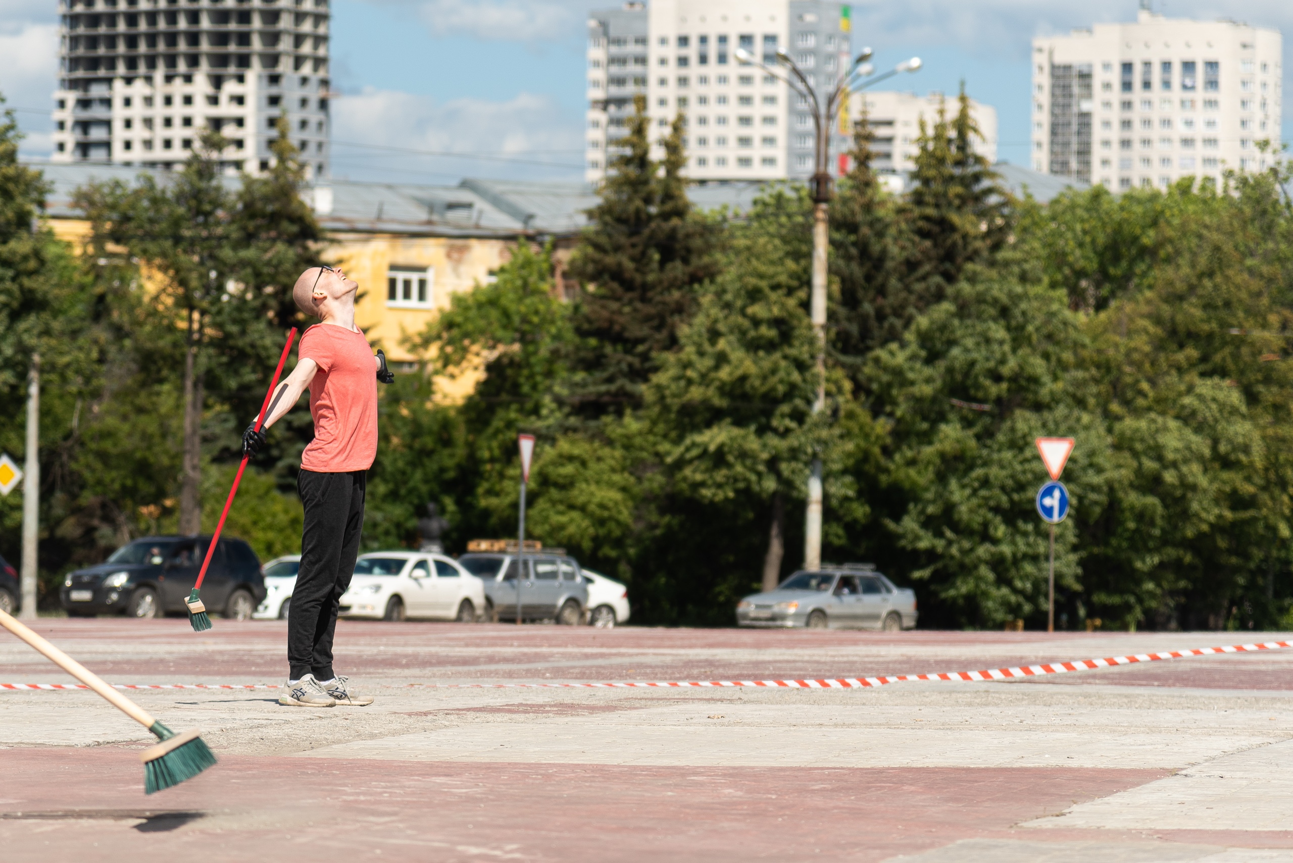 Тяжела работа мастера... Тяжела работа мастера... 