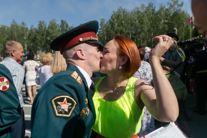 Выпуск офицеров в военном институте Выпуск офицеров в военном институте