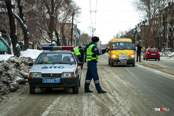 По словам автора жалобы, с приходом нового руководства поборы в структуре не прекратились По словам автора жалобы, с приходом нового руководства поборы в структуре не прекратились