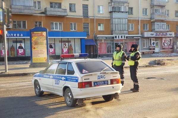 Мужчины, утверждают сотрудники ГИБДД, нарушают правила в три раза чаще женщин Мужчины, утверждают сотрудники ГИБДД, нарушают правила в три раза чаще женщин