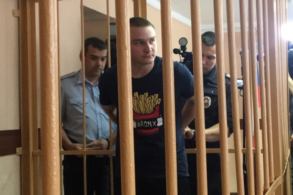 Прокуроры просят суд арестовать сотрудников исправительной колонии, подозреваемых в пытках заключённого Прокуроры просят суд арестовать сотрудников исправительной колонии, подозреваемых в пытках заключённого