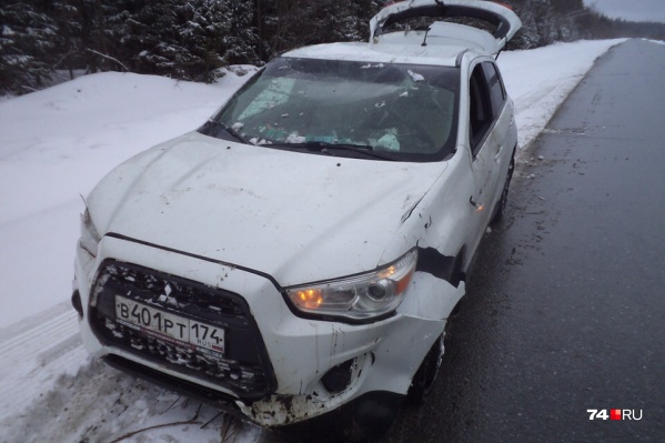 Mitsubishi ASX перевернулся на дороге под Златоустом 25 апреля прошлого года Mitsubishi ASX перевернулся на дороге под Златоустом 25 апреля прошлого года