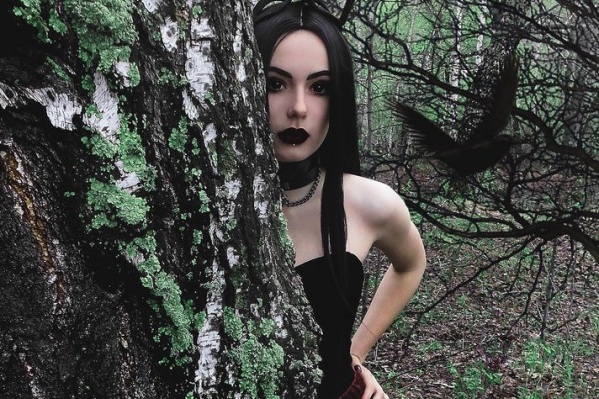 Светлана Фрайман — 18-летняя готическая королева из Новосибирска Светлана Фрайман — 18-летняя готическая королева из Новосибирска