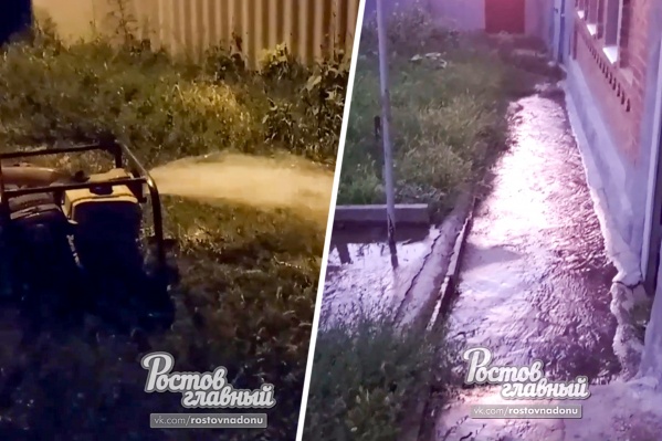 Жители жалуются, что вода затопила весь переулок Жители жалуются, что вода затопила весь переулок