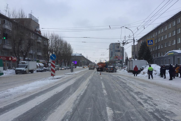 Пострадавшего пешехода доставили в больницу Пострадавшего пешехода доставили в больницу