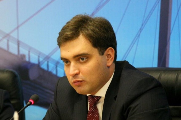 Антон Натаров, подозреваемый в хищениях