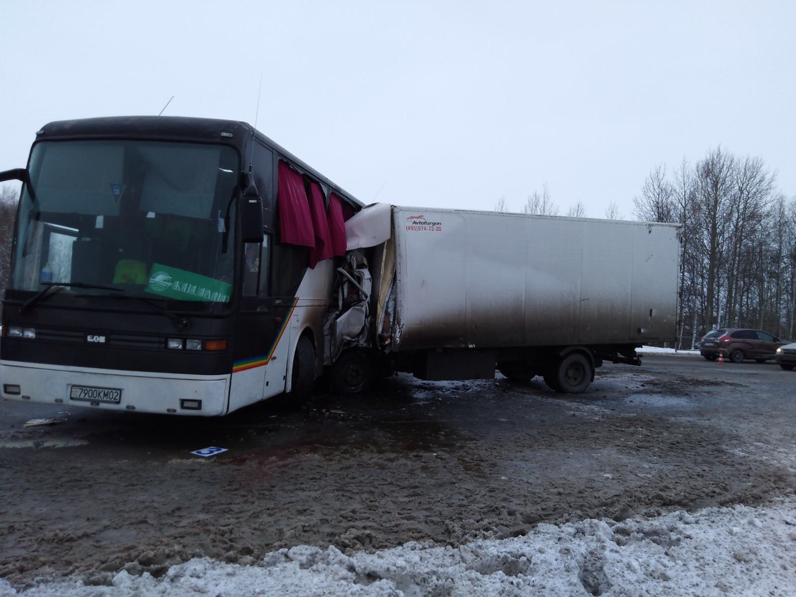 ДТП автобус трасса Тюмень Ханты Мансийск. Автобус Тюмень Ханты-Мансийск. Происшествия с маршруткой в Ханты-Мансийске. Тобольск авария автобус.