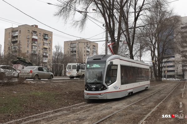 По задумке властей, на рейсы будет выходить низкопольный транспорт с кондиционерами и электронным табло По задумке властей, на рейсы будет выходить низкопольный транспорт с кондиционерами и электронным табло