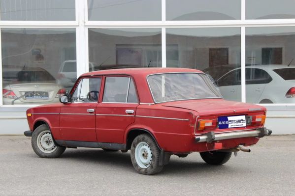 Омич рассказал, что машину угнали из его двора (фото из базы сайта auto.ru) Омич рассказал, что машину угнали из его двора (фото из базы сайта auto.ru)