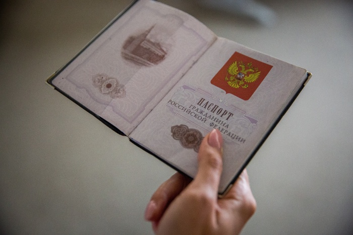 Житель Советского района сменил пол и получил новые документы Житель Советского района сменил пол и получил новые документы