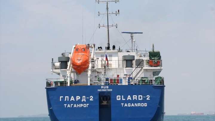 Танкер, вышедший из ростовского порта, столкнулся с турецкой лодкой