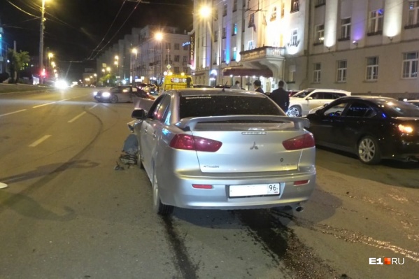 В машинах были и пассажиры, но, к счастью, никто не пострадал В машинах были и пассажиры, но, к счастью, никто не пострадал