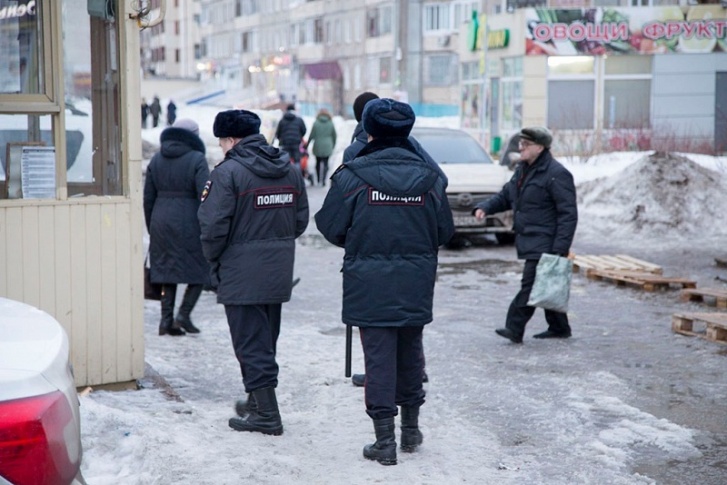 Мужчину задержали сотрудники отдела экономической безопасности Мужчину задержали сотрудники отдела экономической безопасности