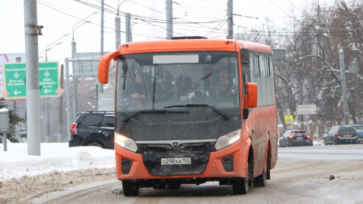 В центре Нижнего Новгорода маршрутка насмерть сбила женщину на пешеходном переходе