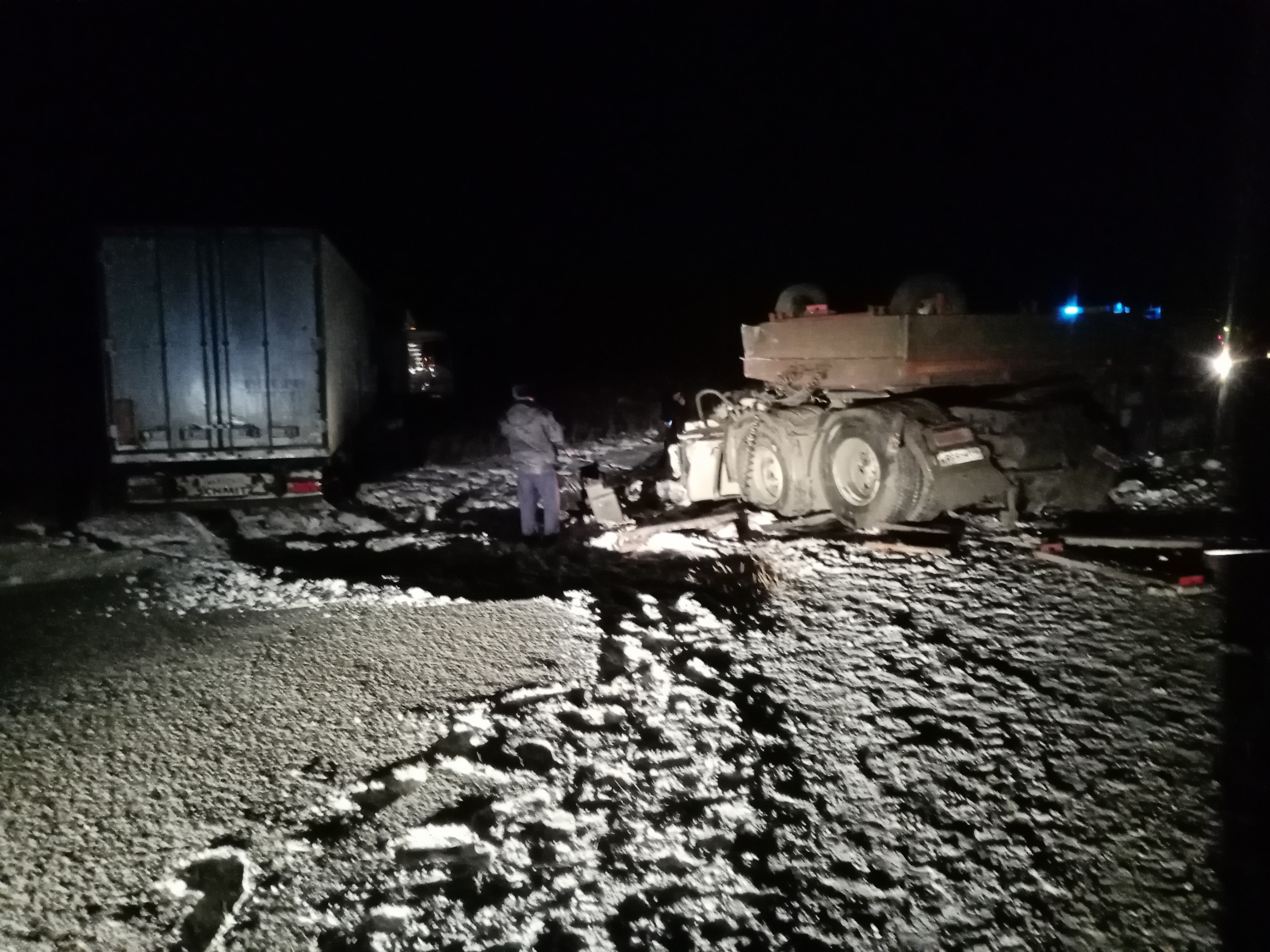 Водитель КАМАЗа погиб на месте Водитель КАМАЗа погиб на месте