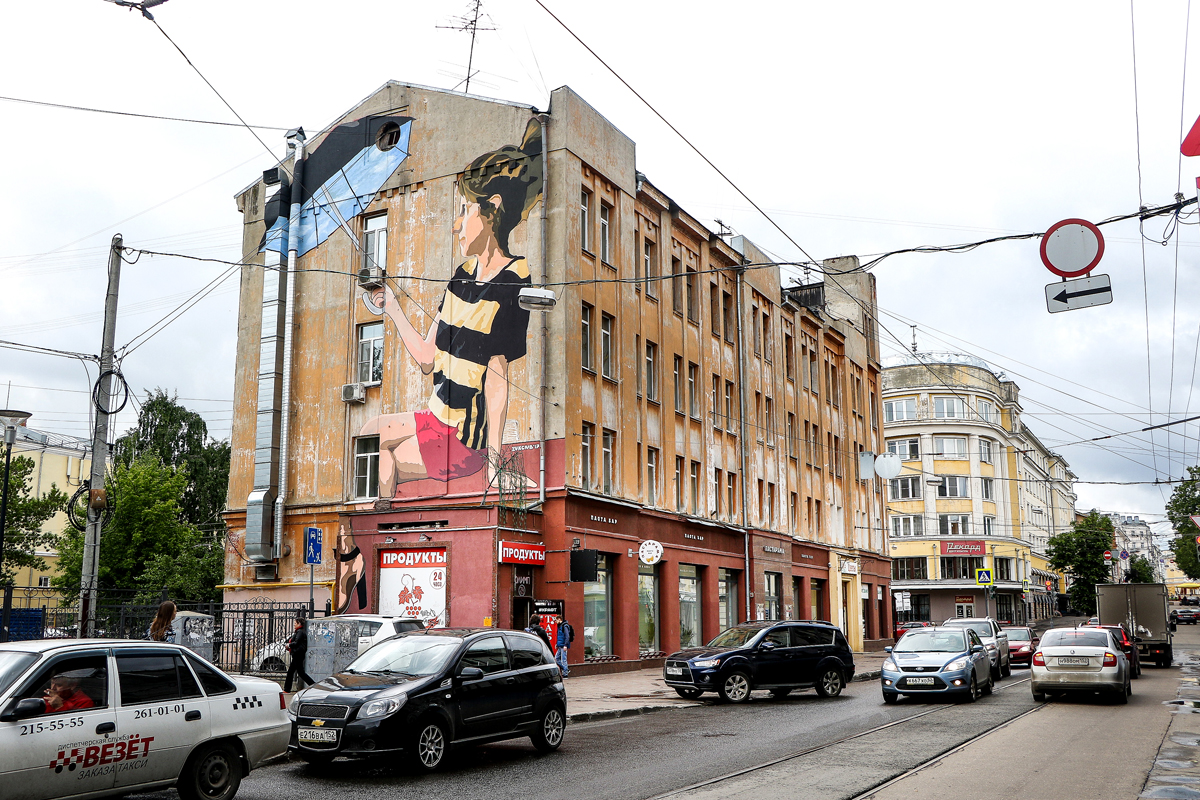 Нижегородские художники, работавшие на фестивале
стрит-арта в Нижнем Новгороде, остались крайними