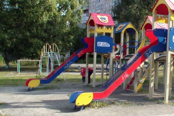 Жители двора обратились в прокуратуру осенью 2017 года Жители двора обратились в прокуратуру осенью 2017 года