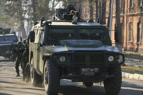 Военные уже испытали новые машины в Поволжье Военные уже испытали новые машины в Поволжье