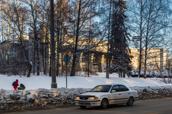 СО РАН планирует отказаться от спортивных, обслуживающих и природных объектов СО РАН планирует отказаться от спортивных, обслуживающих и природных объектов