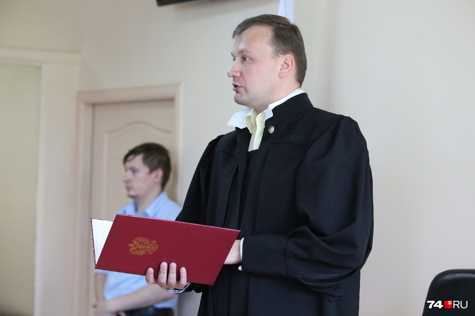 В итоге судья в ходатайстве следствия о домашнем аресте отказал В итоге судья в ходатайстве следствия о домашнем аресте отказал