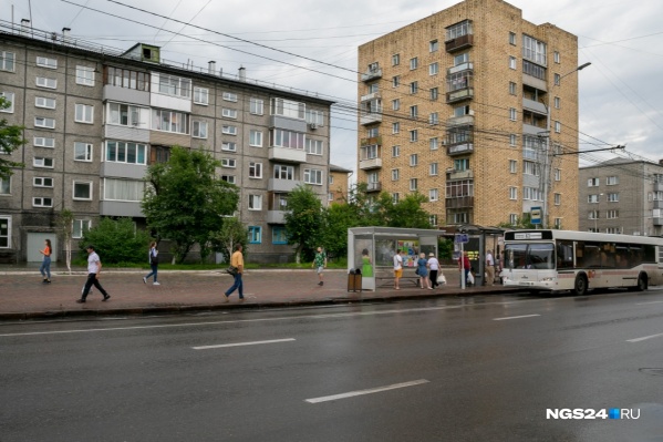 Раньше на Перенсона было очень много павильонов Раньше на Перенсона было очень много павильонов