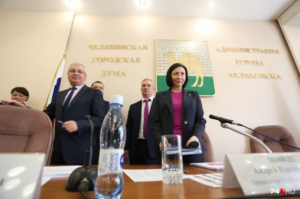 Неделю назад на первом заседании гордумы нового созыва и. о. мэра Наталья Котова призвала депутатов к совместной конструктивной работе Неделю назад на первом заседании гордумы нового созыва и. о. мэра Наталья Котова призвала депутатов к совместной конструктивной работе