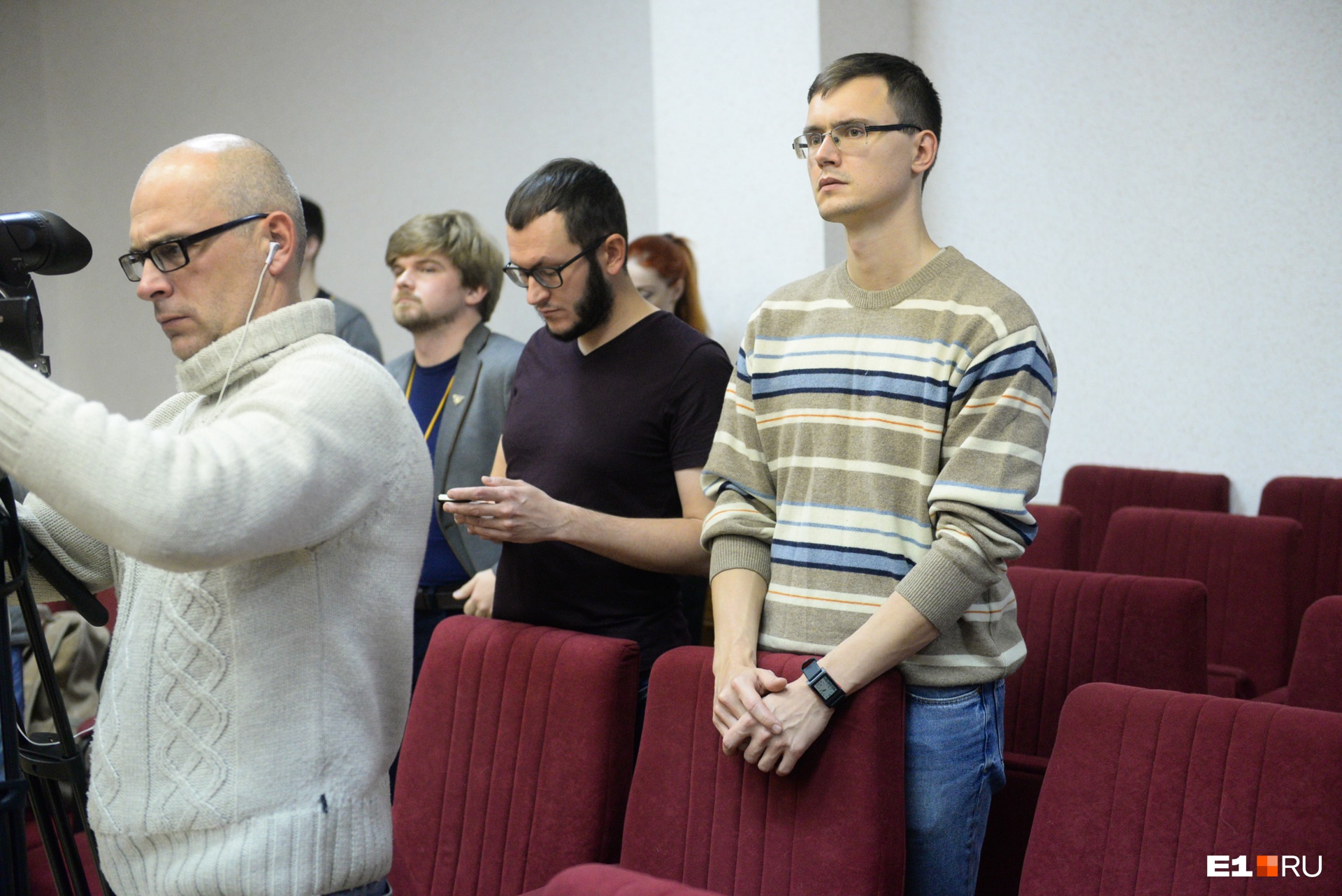 Родственники Антона Лобанова общаться с журналистами не захотели Родственники Антона Лобанова общаться с журналистами не захотели