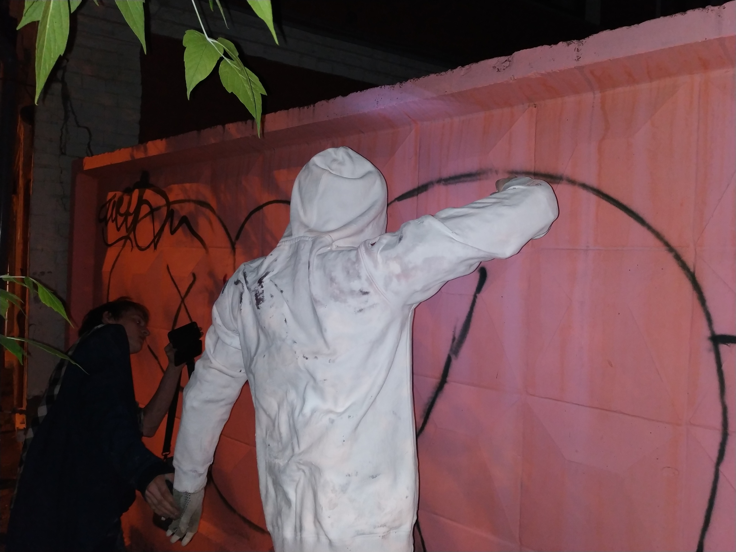 Еще <a href="https://www.e1.ru/news/spool/news_id-66119629.html" target="_blank" class="_">вчера на стене не было изображения</a> Еще <a href="https://www.e1.ru/news/spool/news_id-66119629.html" target="_blank" class="_">вчера на стене не было изображения</a>