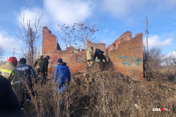 На поиски детей вышли около 30 человек На поиски детей вышли около 30 человек