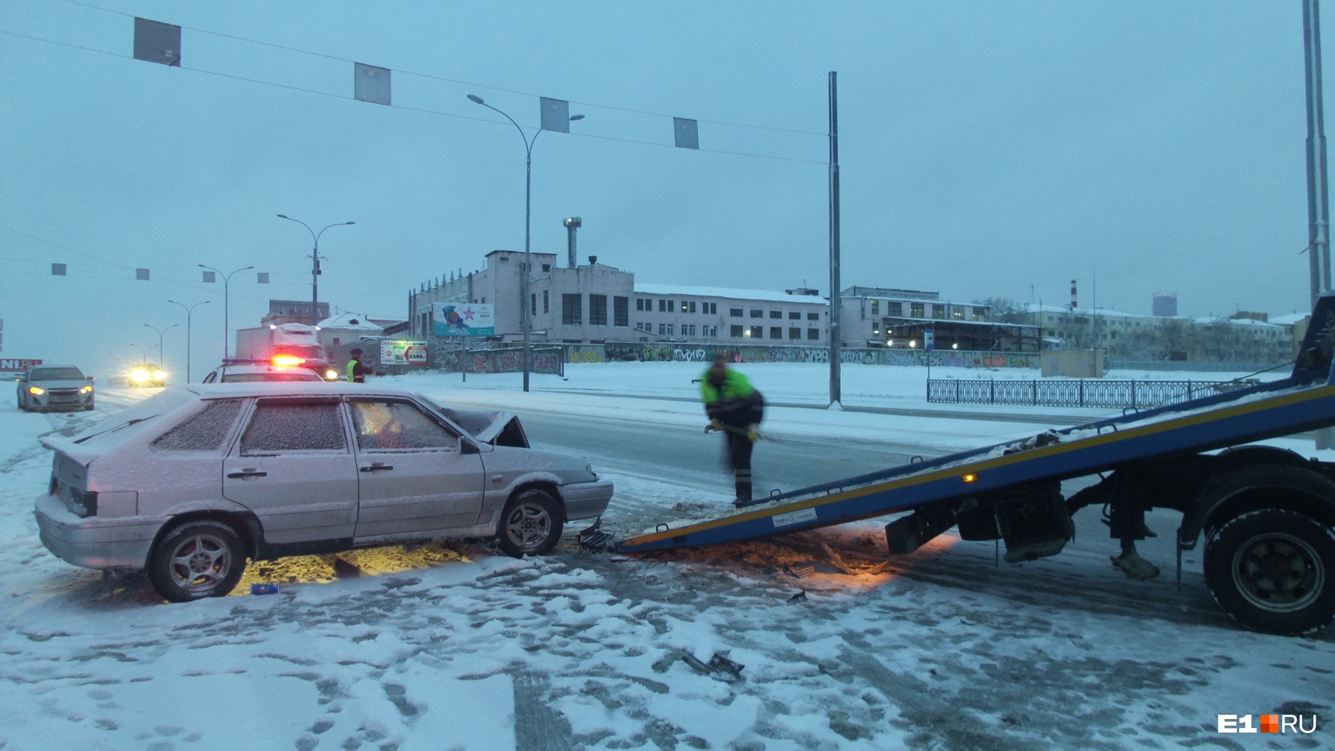 Газель на дороге