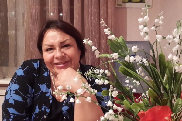 Вера Хламова сидела на пассажирском сиденье сгоревшей иномарки Вера Хламова сидела на пассажирском сиденье сгоревшей иномарки