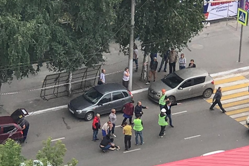 Мальчика сбили на пешеходном переходе. ДТП В Кургане сбили ребенка.