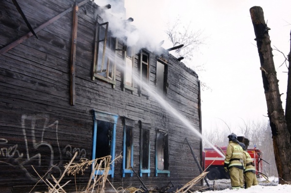 Дом не подлежит восстановлению Дом не подлежит восстановлению