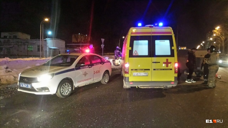 В аварии пострадали водитель и все пассажиры Lada В аварии пострадали водитель и все пассажиры Lada