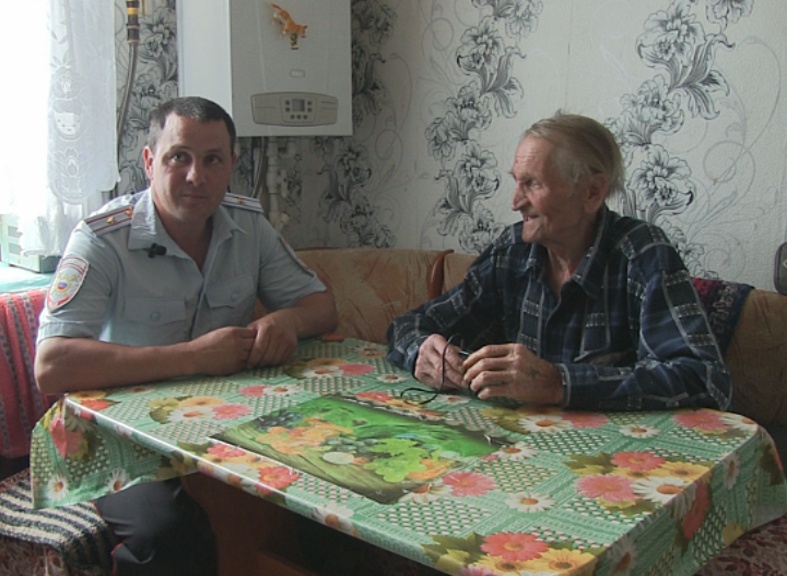 Теперь майор Князев и спасенный им пенсионер могут вспоминать случившееся с улыбкой
