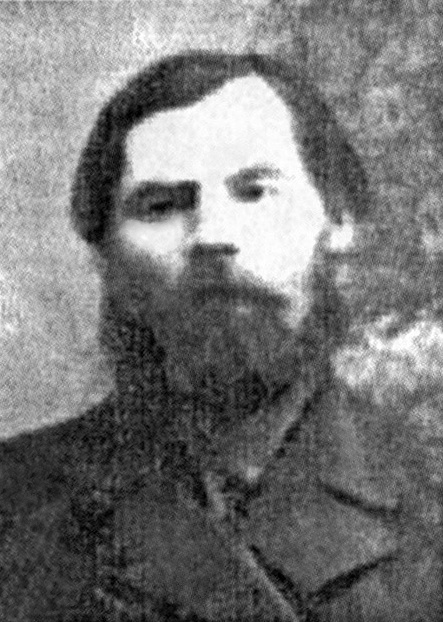 Василий Бархатов был рабочим на Нязепетровском заводе. На станции Шарташ в Екатеринбурге его сожгли белые Василий Бархатов был рабочим на Нязепетровском заводе. На станции Шарташ в Екатеринбурге его сожгли белые