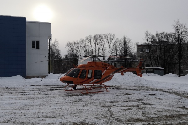 Пострадавшую доставили в Екатеринбург на вертолете Пострадавшую доставили в Екатеринбург на вертолете 
