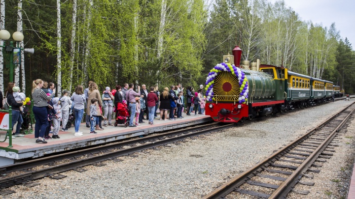 Вагончик тронулся: в Новосибирске открылась детская железная дорога