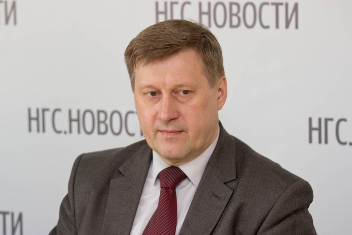 Анатолий Локоть подписал постановление о выплате долгов перевозчикам Анатолий Локоть подписал постановление о выплате долгов перевозчикам