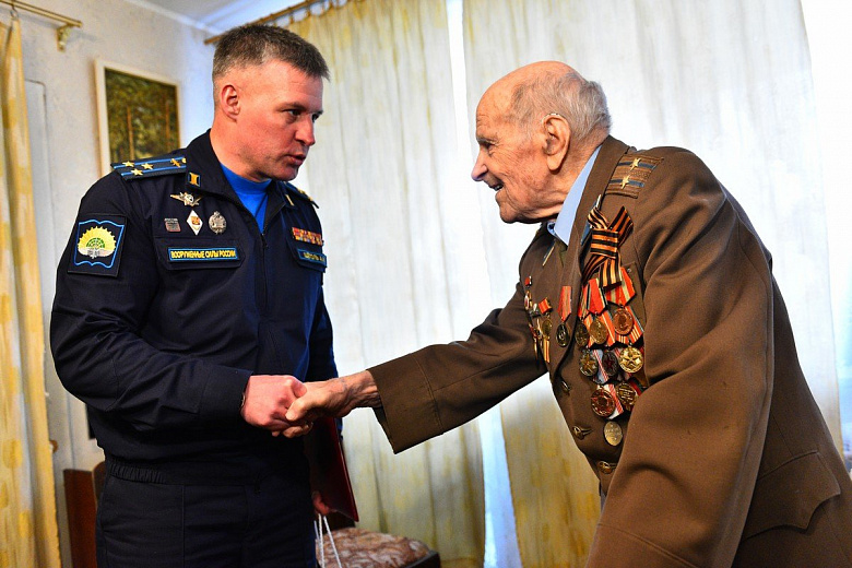 Житель Ярославля Геннадий Котов отметил 100-летний юбилей