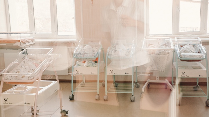 Рождались почти через сутки: в Тюмени за апрель на свет появились 14 двойняшек
