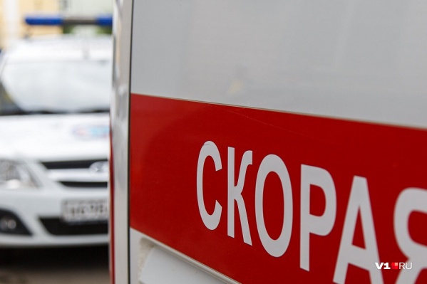 В больнице оказались мужчина и две женщины В больнице оказались мужчина и две женщины